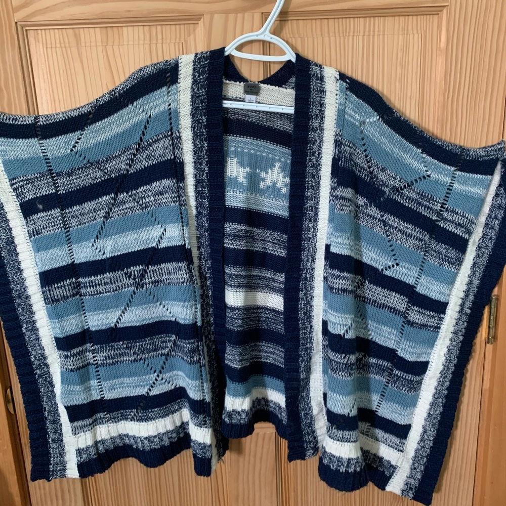 Poof blue cardigan EUC